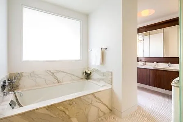 Sold by Modlin Group | media 12