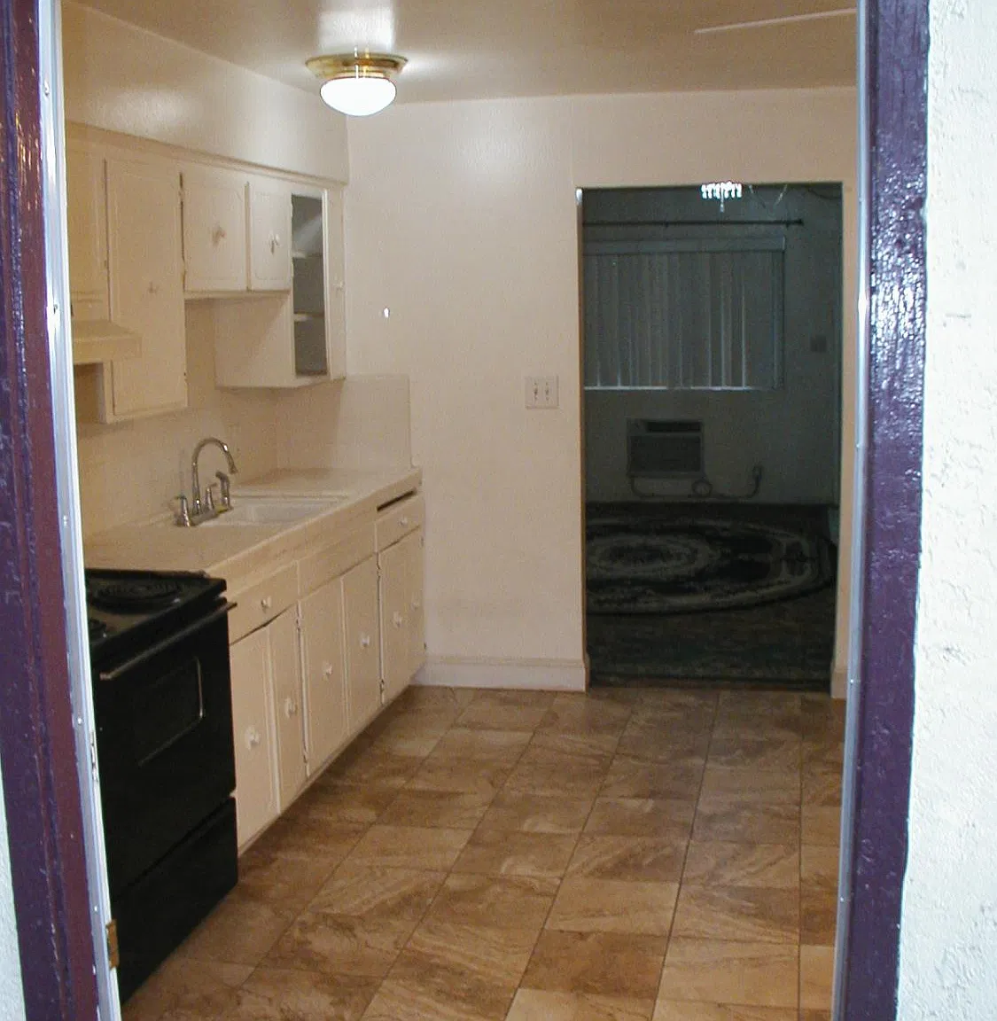 1 bed, 8100 sqft, $1,050 — Photo 3
