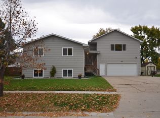2201 23rd Ave S, Fargo, ND 58103