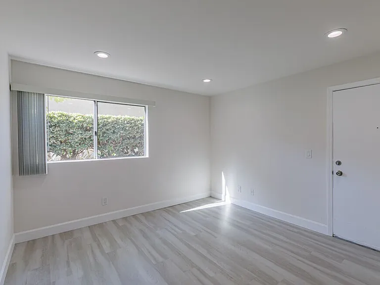 The Ridge Apartments in City Heights — Photo 12