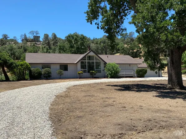 26720 Columbia Way, Tehachapi, CA 93561