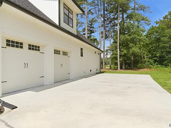 4th image of 116 Bowery Ln