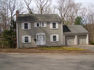 77 Outlook Rd, Wakefield, MA 01880