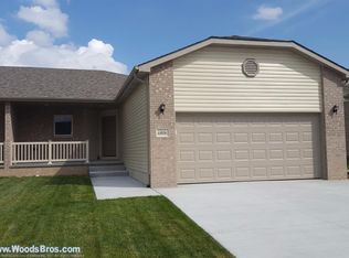 6806 S 91st St, Lincoln, NE 68526