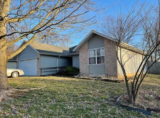 918 W Berkeley St, Springfield, MO 65807