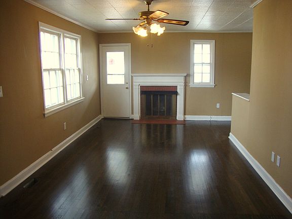 2nd image of 311 W Clark Blvd