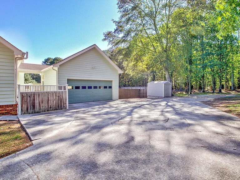 Garage and RV parking