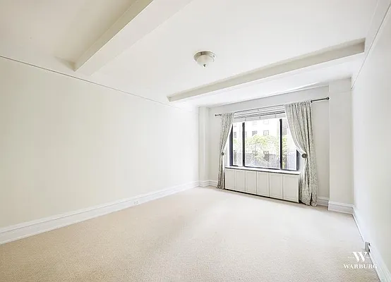 Sold by Warburg | media 16