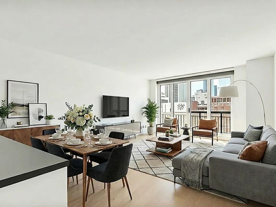 1st image of 70 W 37th St #2415