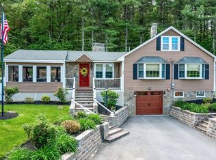 139 Groton St, Dunstable, MA 01827