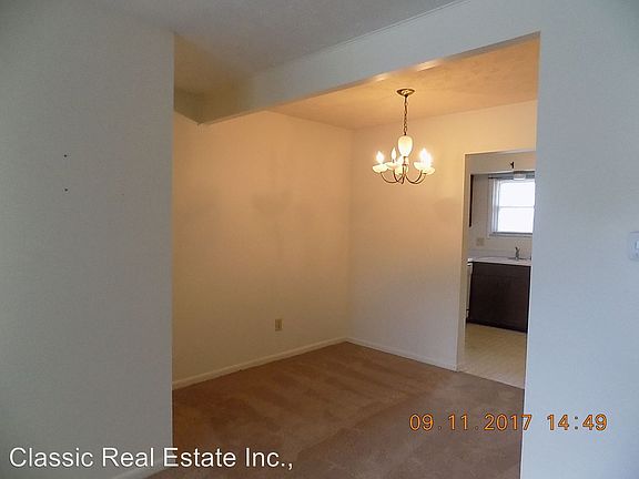 4th image of 3500 Warwick Dr APT 37