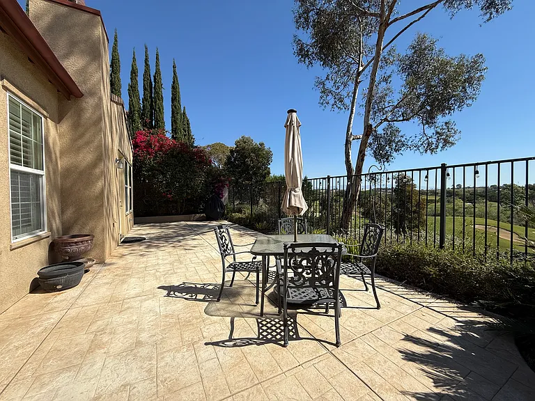 1273 Breakaway Dr — Photo 24