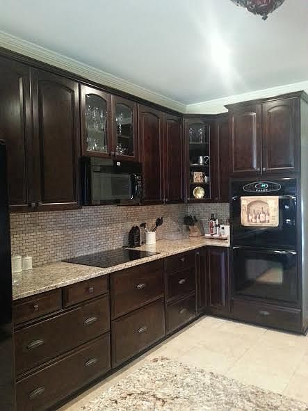 1st image of 8766 Poplar Pike