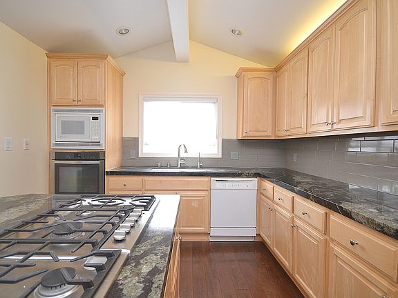 3rd image of 221 S Lucia Ave