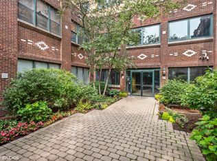 2533 N Ashland Ave APT 2D, Chicago, IL 60614