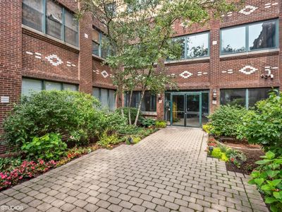 2533 N Ashland Ave APT 2D, Chicago, IL, 60614
