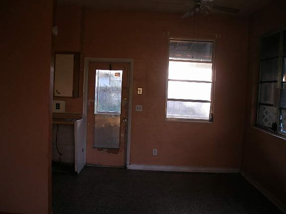 5th image of 1515 Mary Jean Ave