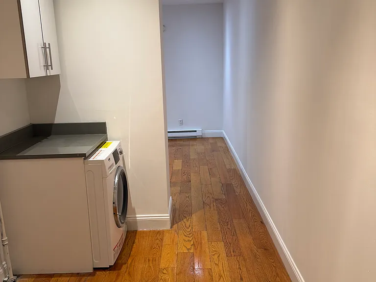 3155 Broadway #19 — Photo 4