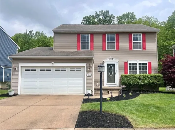 10523 Herrington Dr, Aurora, OH 44202