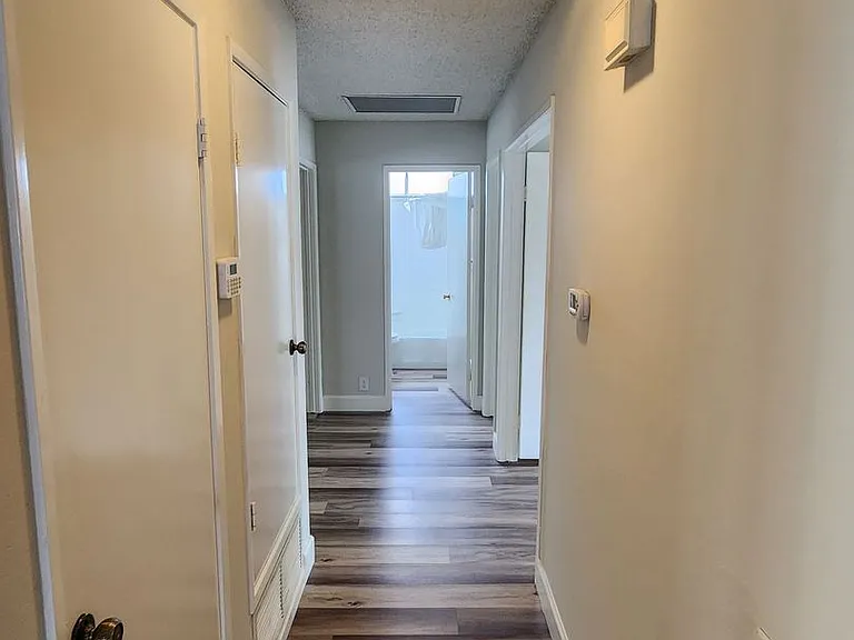 26731 Valpariso Dr — Photo 12
