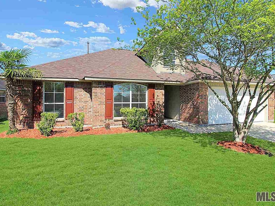 1st image of 26057 Coronation Dr