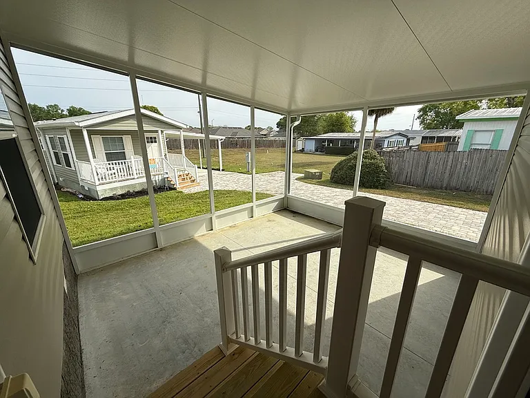 6702 Lakewood Dr #124 — Photo 10