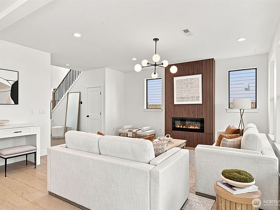 5th image of 9937 Barnes Lane S