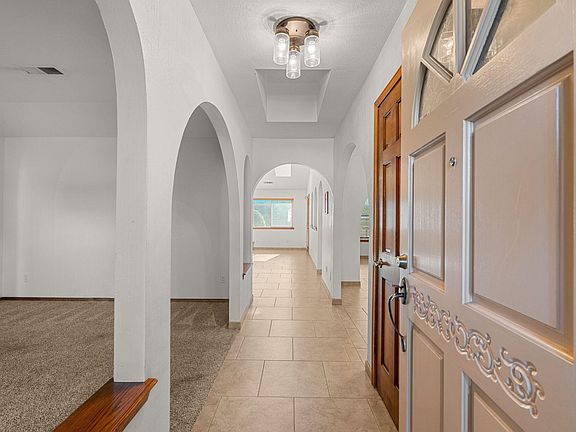 5th image of 7712 Jacobo Dr NE