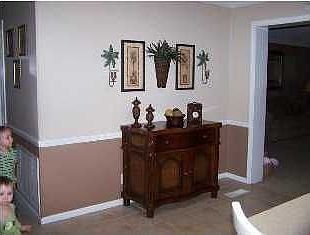 2nd image of 408 39th St E