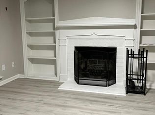 104 Cheltenham Way APT G, Yorktown, VA 23693