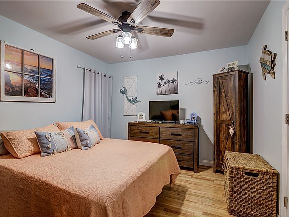2nd image of 251 W Broadway APT 105