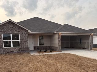 76 Farmhouse Cir, Vilonia, AR 72173