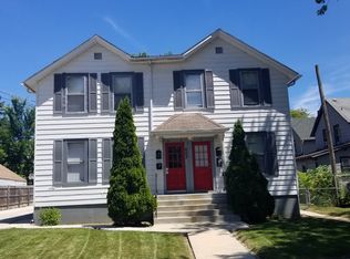 607 N Poplar St, Waukegan, IL