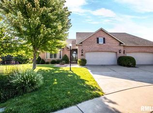 2301 Chandler Ct, Peoria, IL 61615