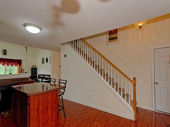 5th image of 31A Pointe West Dr