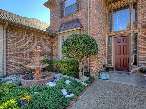 2nd image of 2828 Mira Vista Ln