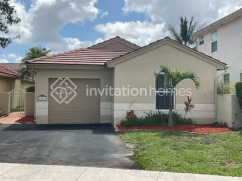 2051 NW 188th Ave Photo 1