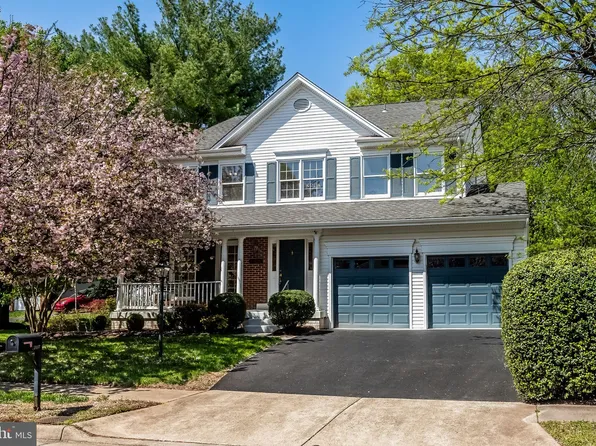 13626 Old Chatwood Pl, Chantilly, VA 20151