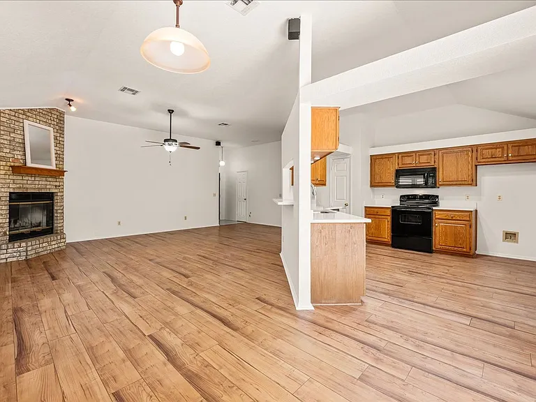 1116 Earl A Rodkey Dr — Photo 4