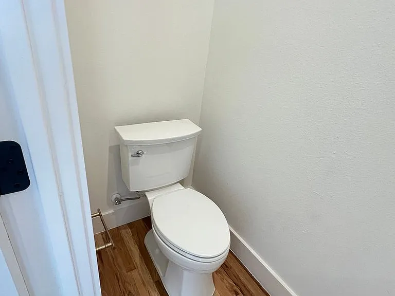 3303 Homer St — Photo 26