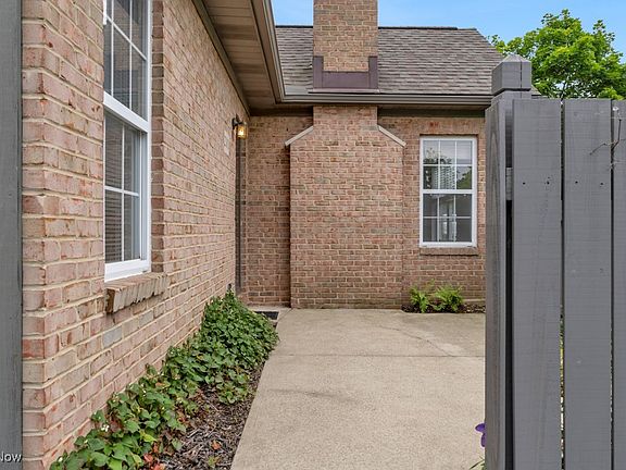 3rd image of 8050 Harbor Creek Dr APT 2303