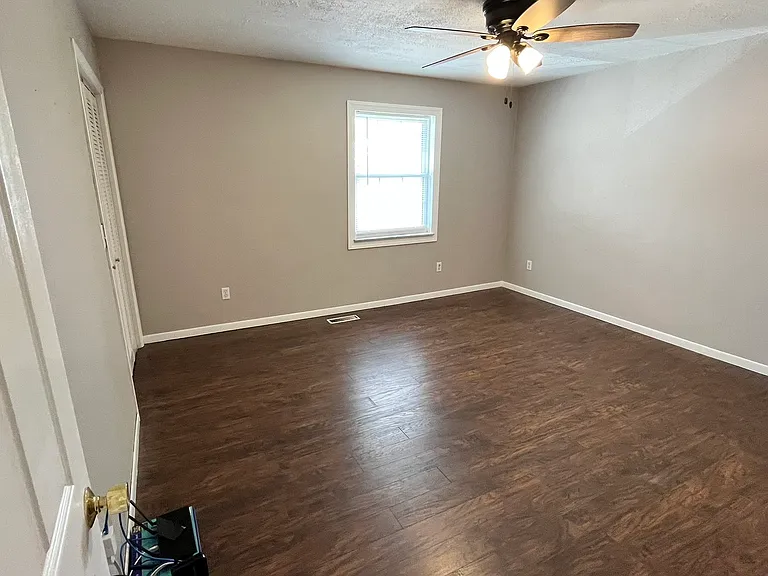 5021 Saint Patrick Cir — Photo 15