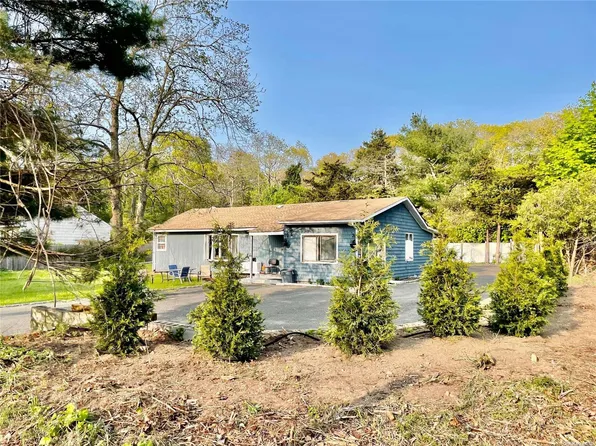 76 Three Mile Harbor Hog Creek Rd Road, East Hampton, NY 11937