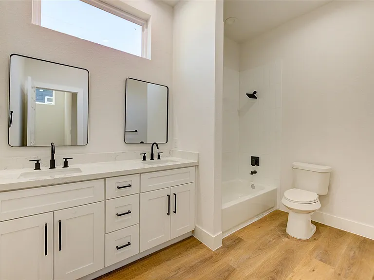 1217 Dewalt St — Photo 17