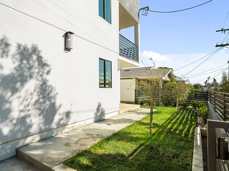 3223 Lanfranco St — Photo 4