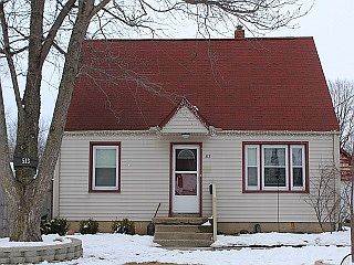 1st image of 513 W Sunset Dr
