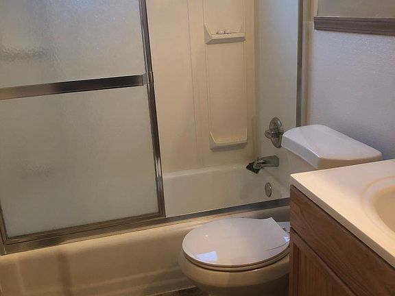 2nd image of 2530 Morningside Dr #Multilevel