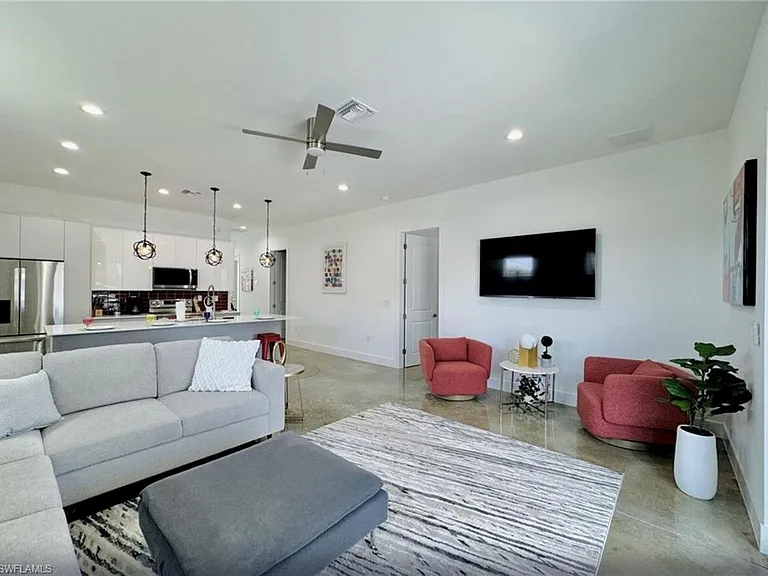 2479 Shadowlawn Dr — Photo 11