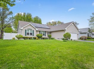 7396 Countryshire Ln, Rockford, IL 61107