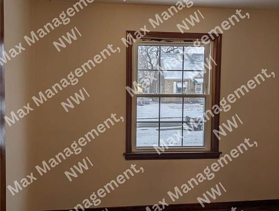 3rd image of 6818 Osborne Ave